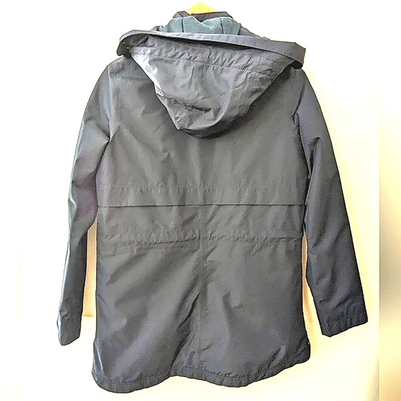 (Like New) Barbour Altair hooded insulated waterproof jacket - Picture 9 of 12